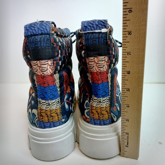 FARM RIO Lug Sole Puffer Bootie Pineapple Flower Women's 9 Chunky Floral Quilted - Picture 14 of 16